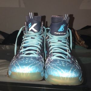 KT2 - MAKE IT RAIN Limited Edition